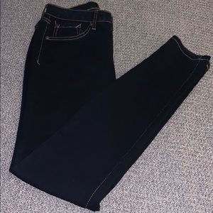 Jessica Simpson KISS Me Jeggings size 28